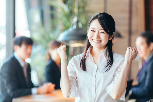 努力家の女性